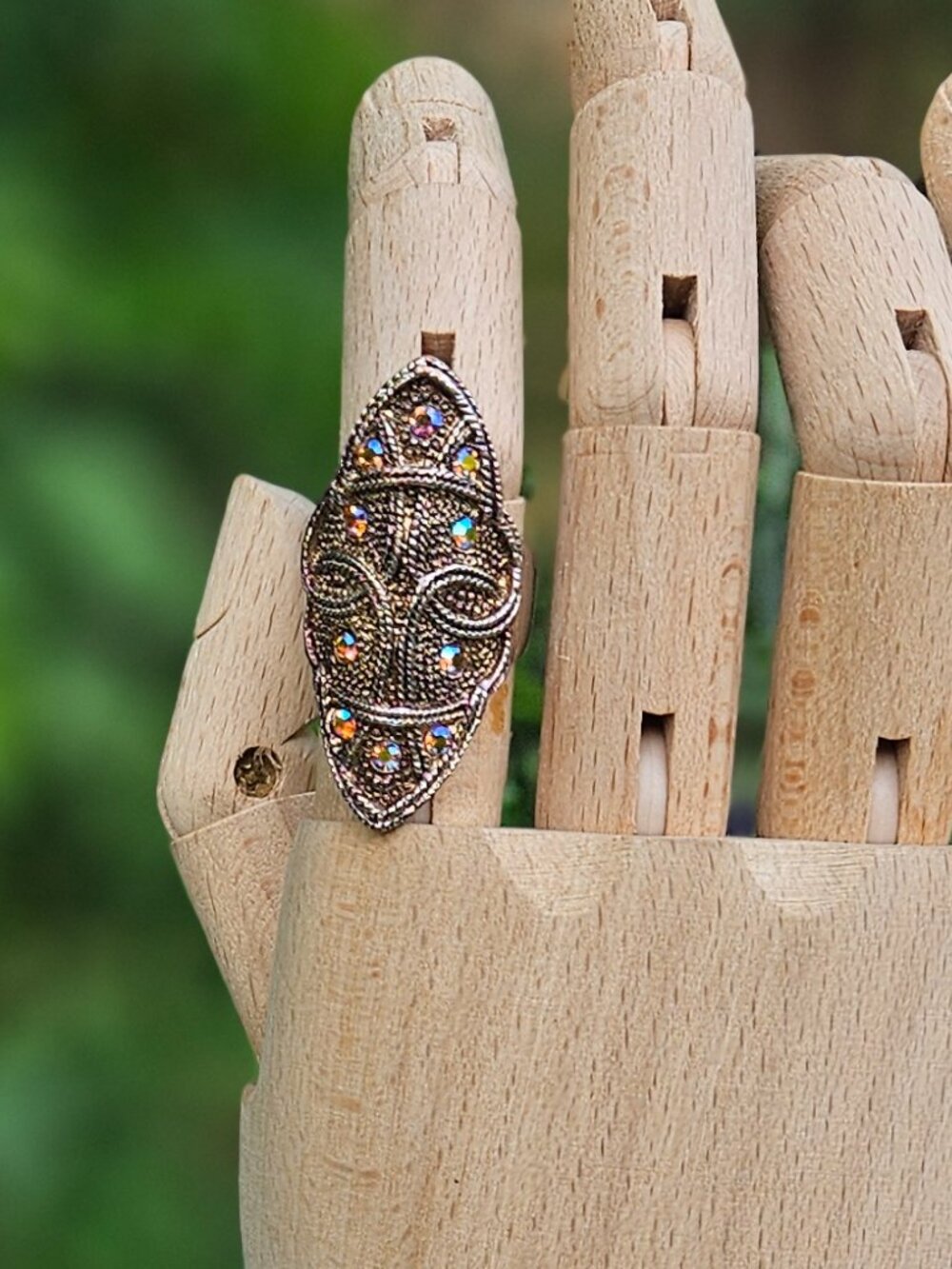 Vintage large rhinestone statement ring sz 8